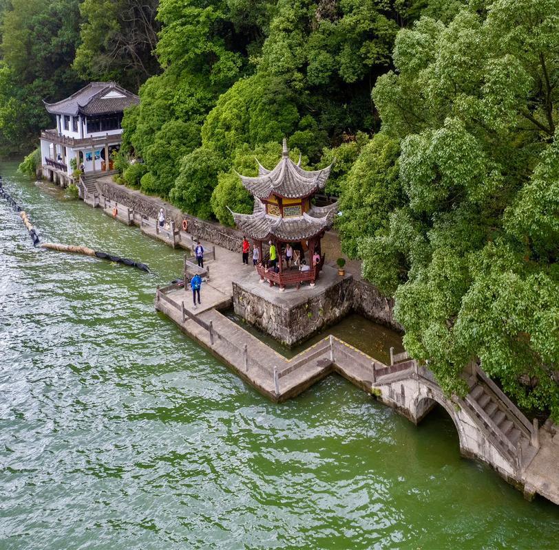 严子陵钓台