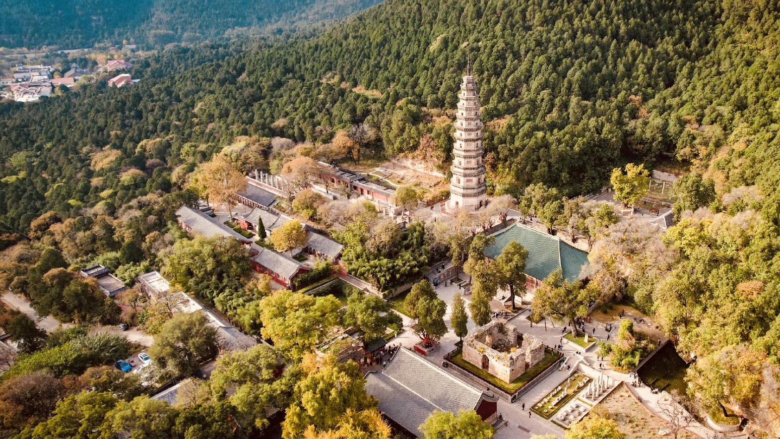 灵岩寺