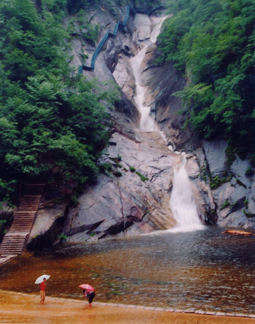 龙潭沟