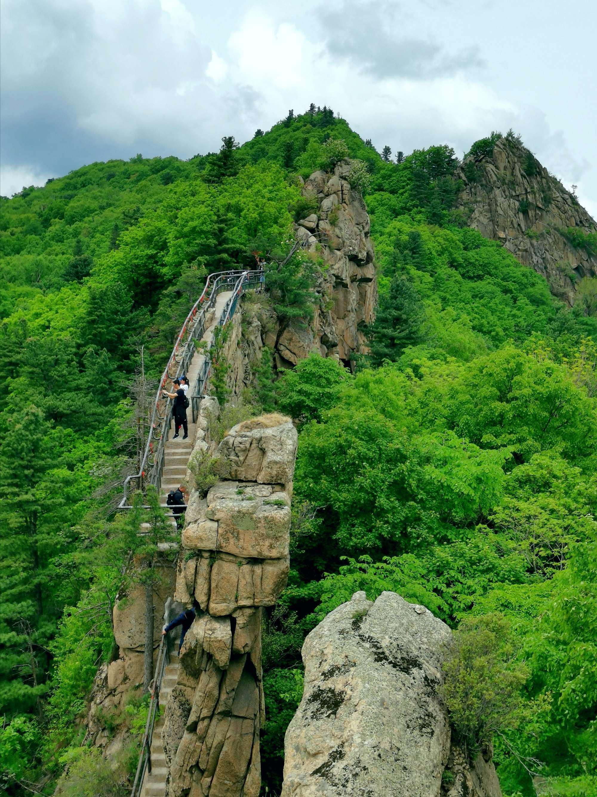 鸡冠山